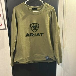 Ariat crew neck sweatshirt
